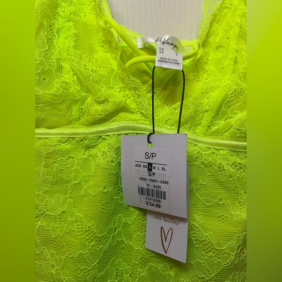 Neon green lace bodysuit NWT - Picture 2 of 2